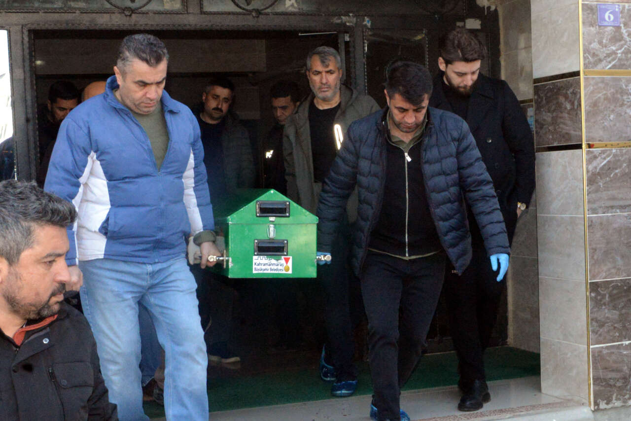 26 yaşındaki genç, babasını vahşice katletti 6